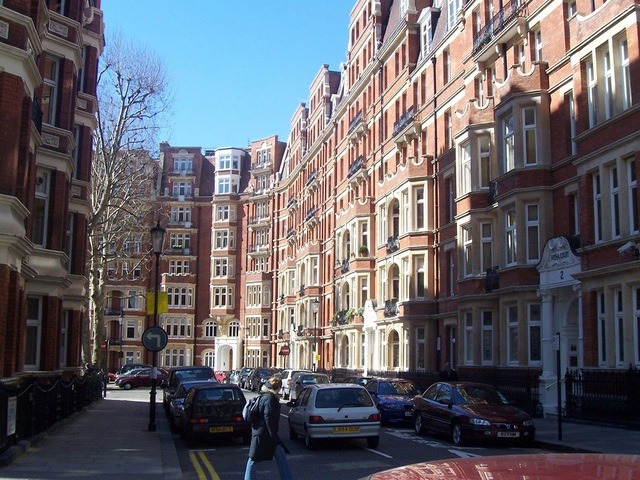 Có gì đặc biệt trong căn hộ "đắt giá" của tỷ phú thế giới 2 Khu Kensington London (Anh) được biết đến là nơi sinh sống của nhiều chính trị gia, giới tài phiệt