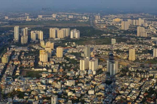 nhieu can ho giam hang tram trie