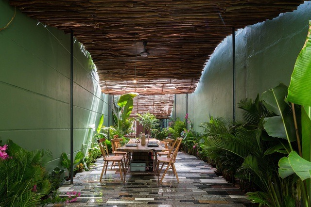 “Chúng tôi muốn tạo nên một công trình tự nhiên, hoang dã nhất có thể”, nhóm kiến trúc sư cho biết.