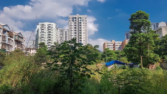 Đến tháng 7/2018, Sở Quy hoạch – Kiến Trúc Hà Nội tiếp tục có văn bản chấp thuận tổng mặt bằng và phương án kiến trúc Dự án "Xây dựng công trình Y tế, nhà văn hóa và chỗ đỗ xe phục vụ dân cư khu vực tại ô đất ký hiệu C2" Khu đô thị mới Trung Hòa – Nhân Chính do Handico 6 làm chủ đầu tư với quy mô 5 tầng nổi, tum thang và 2 tầng hầm.