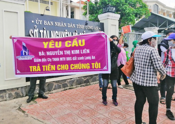 chuyencoquandieutraduandatxanhol