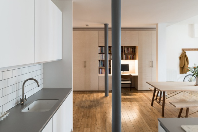 ve dep ngo ngang cua can ho co o anh sau cai tao cua co gai viet5